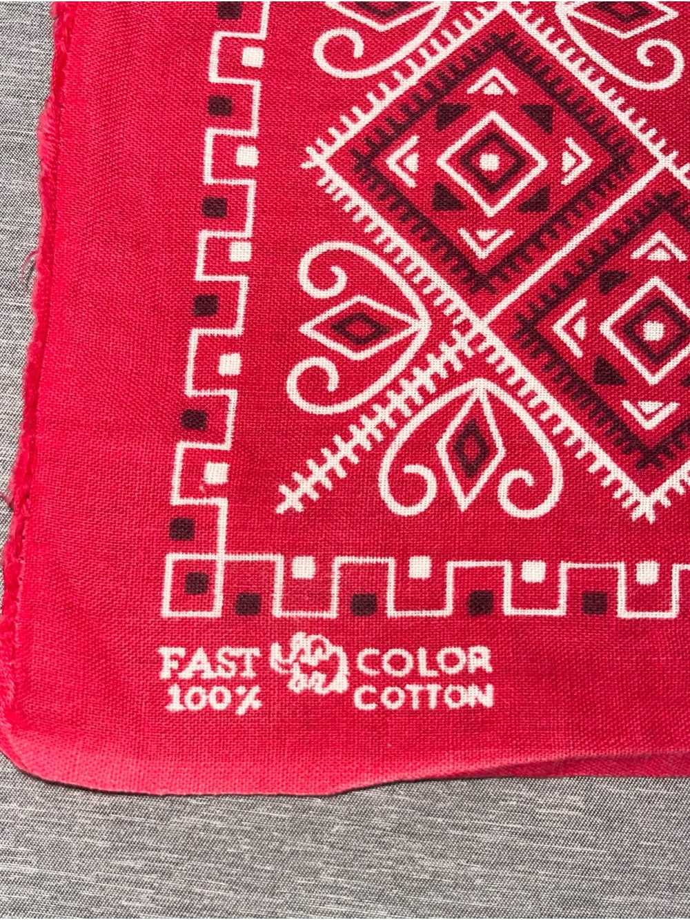 Vintage Red Bandana Elephant Trunk Up  Cotton Cowboy Western Diamond Fast Color